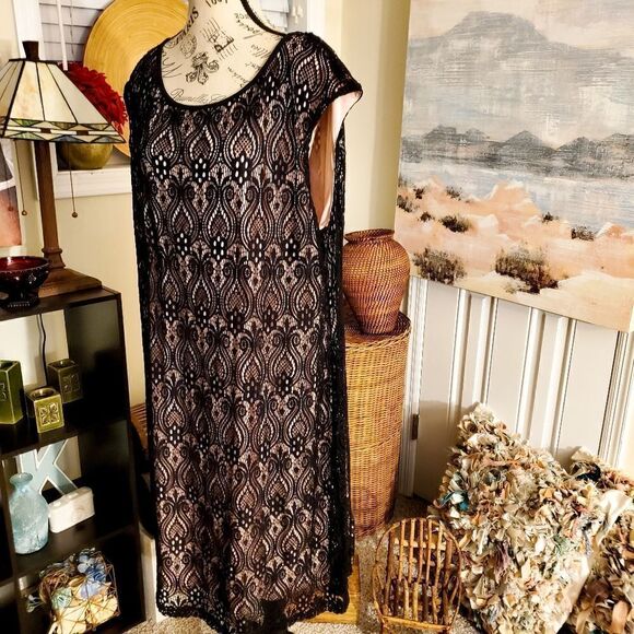 Connected Apparel Sleeveless Overlay Dress - Picture 10 of 15